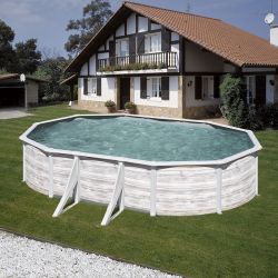 Piscine acier Gre aspect bois nordique Finlande ovale