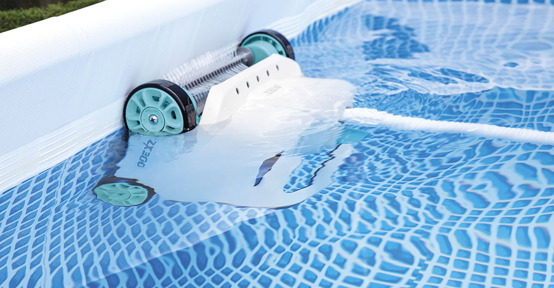 Robot nettoyeur pour piscine S300 - La Boutique Desjoyaux